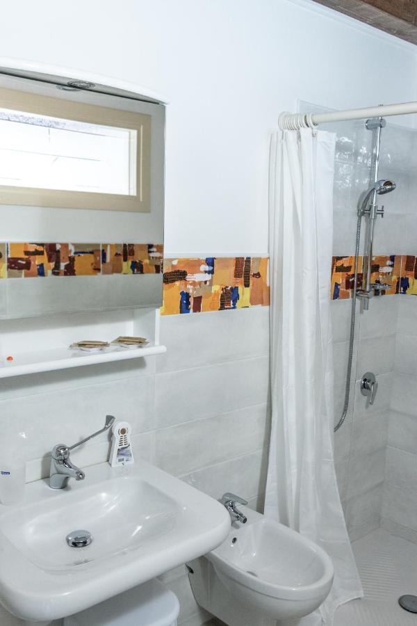 לינה וארוחת בוקר קומאקיו La Casa Di Santino מראה חיצוני תמונה