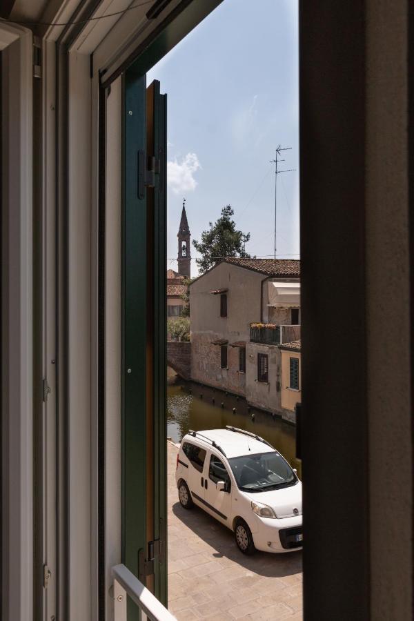 לינה וארוחת בוקר קומאקיו La Casa Di Santino מראה חיצוני תמונה